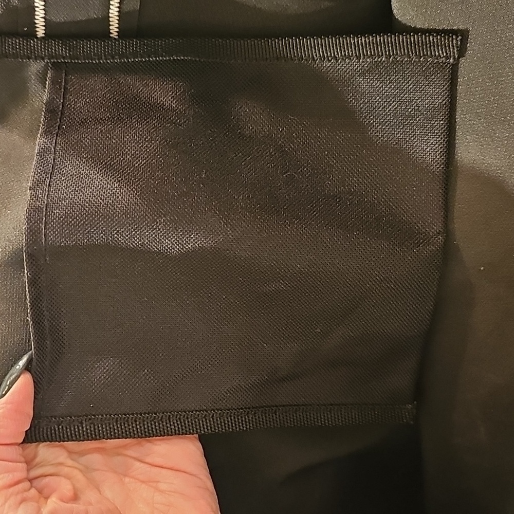 White Claw Black Nylon Zippered Tote Bag - Picture 9 of 9